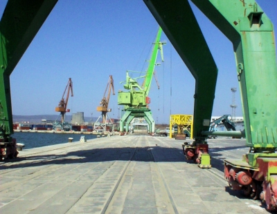Port crane - port of Varna